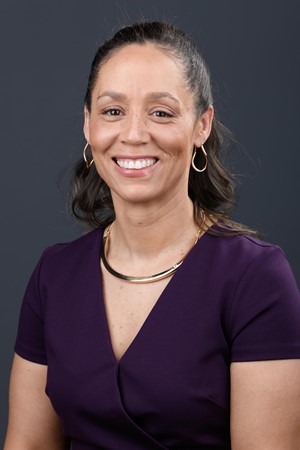 Head Coach Kim McNeil