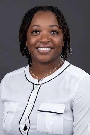 Assistant Coach Tamoria Holmes
